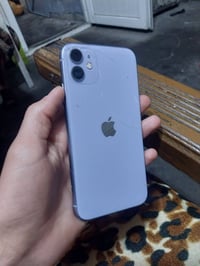 آيفون ١١ • ١٢٨ • دبل خط