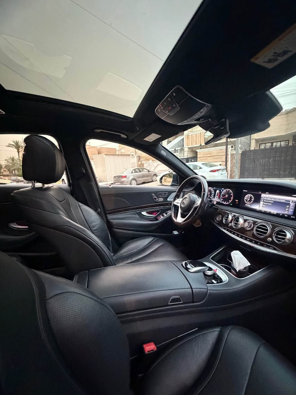 السلام عليكم 

 السعر  ٣٩٠ وبيها مجال 
مارسيدس s450 باب طويل 
رقم بغداد باسمي
ماشيه ١٣٥ الف 
سياره جديده جدا داخل وخارج 
مكاني حي الخضراء مقابيل العامريه 
*********** بغداد, العراق

