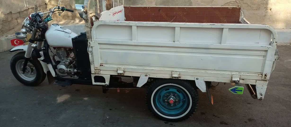السلام عليكم شباب ستوته للبيع موديلك 15 كل نقص ما بيه ماكينه ما مفتوحه السعر 1,600 وبيها مجال***********
