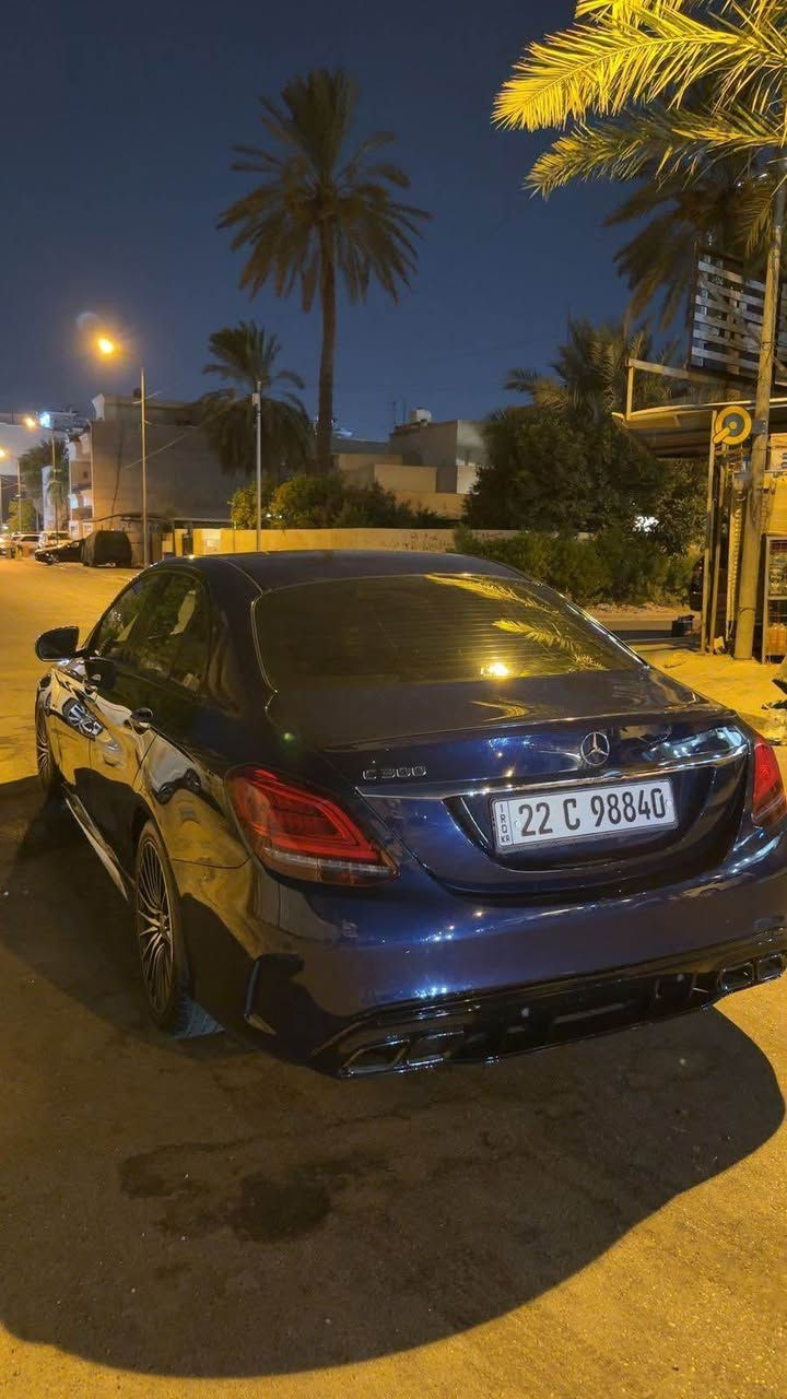سلام عليكم 
للبيع c300 2020
وارد امريكي الضرر موضح ب منشور 
السيارة بدون ايرباك 
ماشية 50 ميل 
دشبول 63 لون
ستيرن D
كت amg
فتحه 
رقم اربيل السيارة ب اسمي 
المكان بغداد الحارثية
السعر 255
*********** بغداد, العراق
