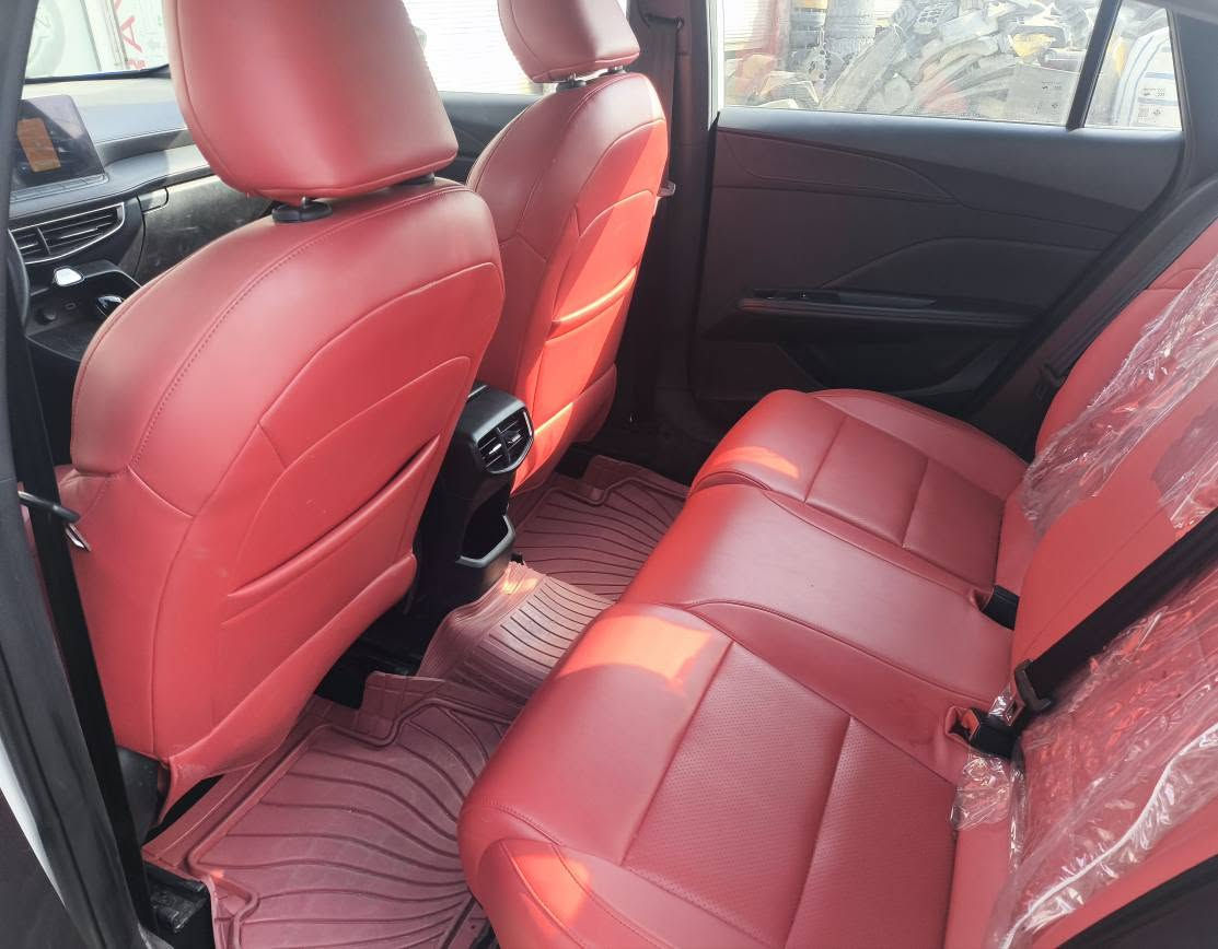 MG GT 2025
فول فول مواسەفات
ناو سۆر بیلادی 
کوشن کارەبا
چوار کامێرا
هیچ دەعم و سبوغ و لێدراوی نیە
دوو سێ شوێنی زۆر بچوکی ساردی پێوەیە
نرخی 115$ قفڵ
بۆ پەوەندی *********** أربيل, العراق
