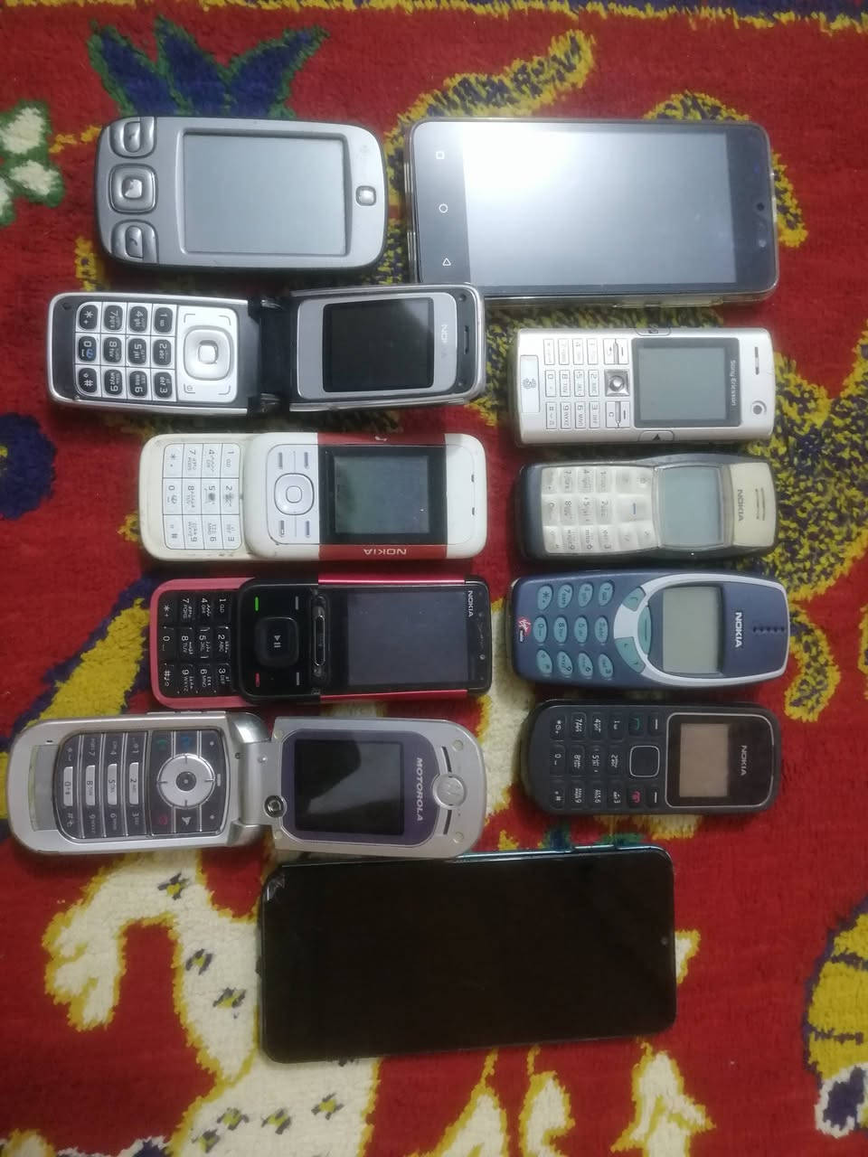 تكنو • نقص بطارية • ضربة شاشة