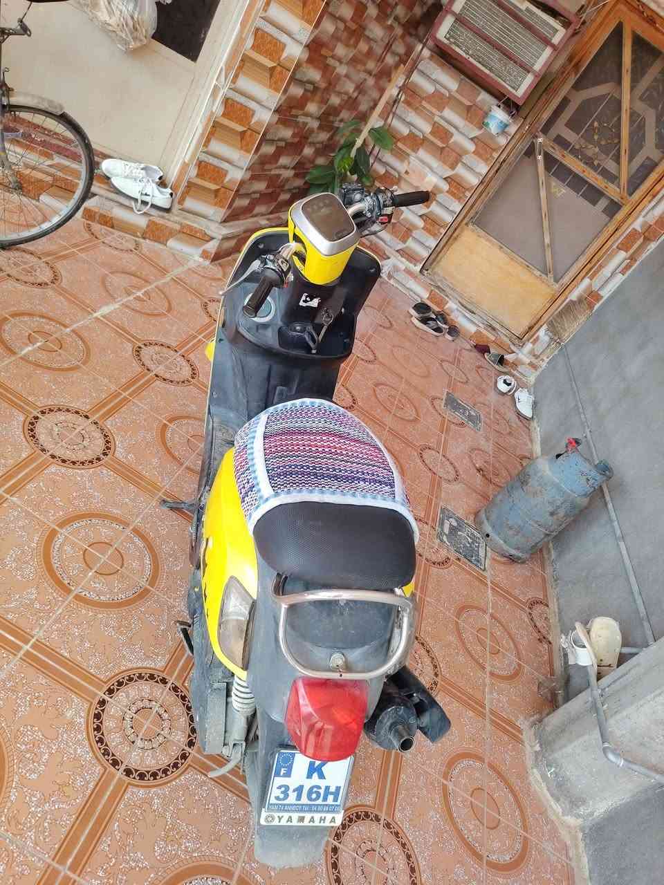 بوليس • ٢٠١٢ • بدون كبريتر