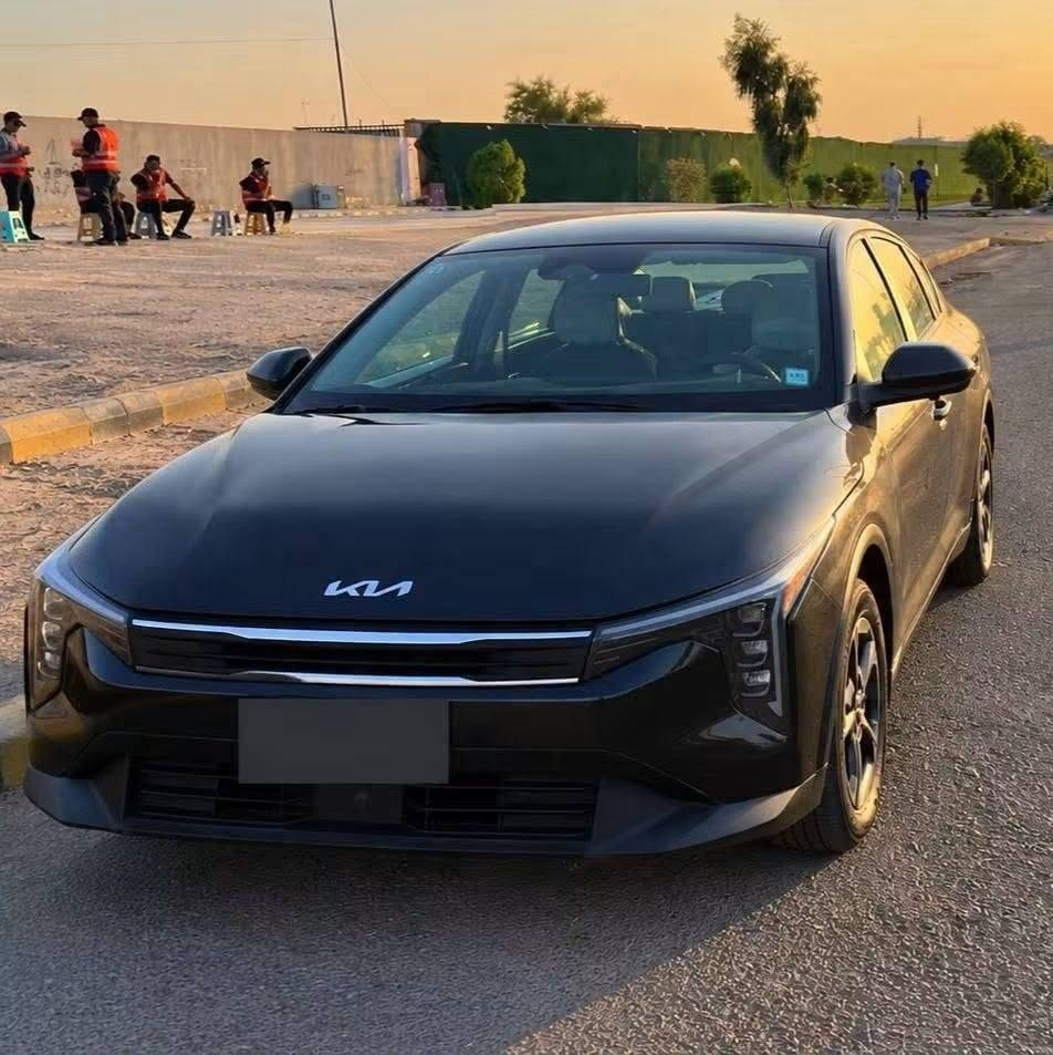 كيا K4 موديل 2025 ( بيع سريع بسعر مناسب )
جديده ماشيه 22 الف 
فول مواصفات عدا الفتحه 
ويل كب 
شاشه متصل 
بصمه تشغيل بصمه ابواب 
رادار 
نقطه عمياء 
تحديد مسار 
سايد بريك دكمه 
وبعد هواي مواصفات 
الداخل مغلف بالكامل ودوشمه جديده 
ضرر جاملغ من امريكا مبدل 
مكان السيارة بغداد 
للاستفسار *********** واتساب
