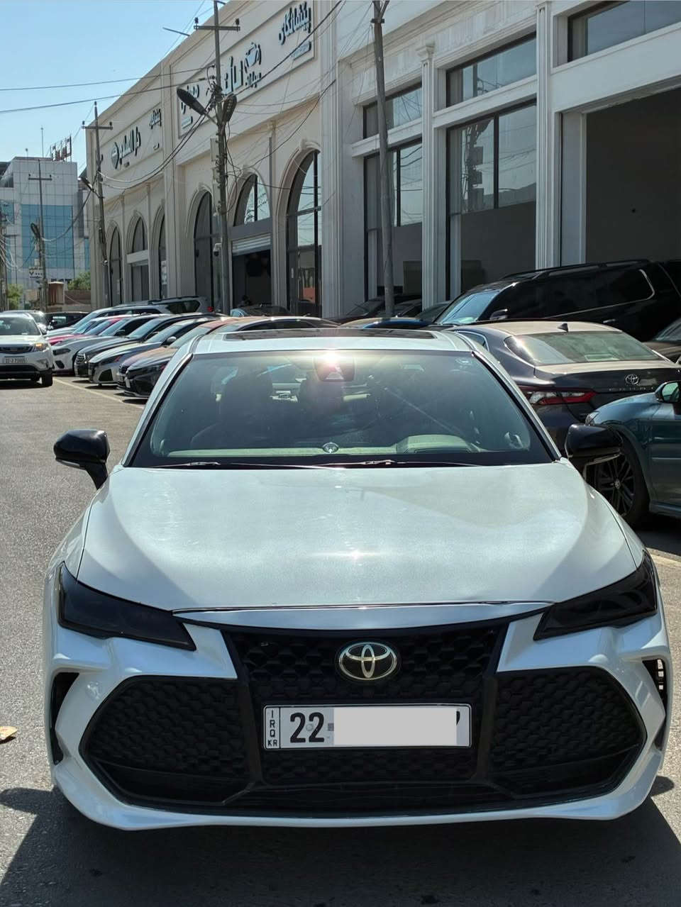 كوردي 
جوري ئوتومبيل:-  تويوتا ئەڤەلۆن
رةنگ  ئوتومبيل:- سپی سدەفی
موديل ئوتومبيل:- ٢٠١٩
مواصفات ئوتومبيل:- تۆرینگ فول فولە سلاید ب بەسمە و ناو قەیسی
دعمي ئوتومبيل:- بونید و چاملخ  + دەرگای سایەق پەلەک ساردی هەیە
ماوةي رويشتن:-  ١٣٠ هزار مایل
نرخي ئوتومبيل:- 218 وەرەقە
جوري رةقةم ئوتومبيل:- هەولیر
شوين ئوتومبيل:-
***********

نوع السيارة:- تويوتا افلون 
لون السيارة :-  ابيض لؤلؤي
موديل السيارة :- ٢٠١٩
مواصفات السيارة:-  تورينك فول الفول بصمة و فتحة داخل مشمشي 
عداد السيارة:- ١٣٠ الف مايل 
ضررها :- بونيد و جاملغ + باب سايق امامي بي شوية تعديل و تكحيل 
سعرها :- ٢١٨ ورقة
نوع الرقم :- اربيل
مكان السيارة:-اربيل 
رقم تليفون 
*********** أربيل, العراق

نص مكتوب في الصور:
- 12:26 LTE bid.cars 3.5L6 2019 TOYOTA AVALON, XLE 4T1BZ1FBXKU006604 1-39881100 Copart Location: Orlando North (FL) Shipping from: Savannah (GA) Seller: No information Sale Document: Rb Sales History 1 Similar archival offers You are watching archived offer. Auction ended on Monday, June 29, 2020. Monday, June 29, 2020 10 Photos