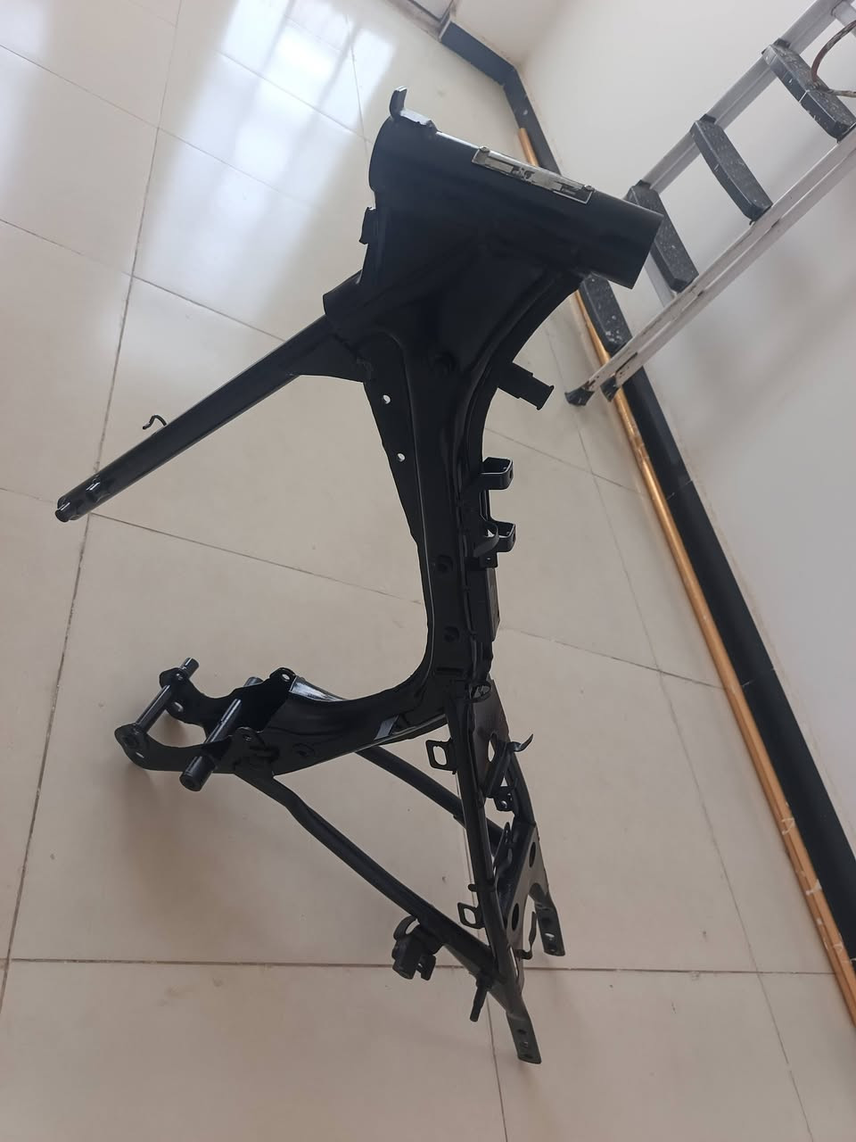 السلام عليكم
شاصي للبيع موديل 2020 بسمي سعر 350 وبي مجال

مكفول من كلشي وكيله بلكحلاء 

ما متواجد خاص تصال ع رقم 

***********
