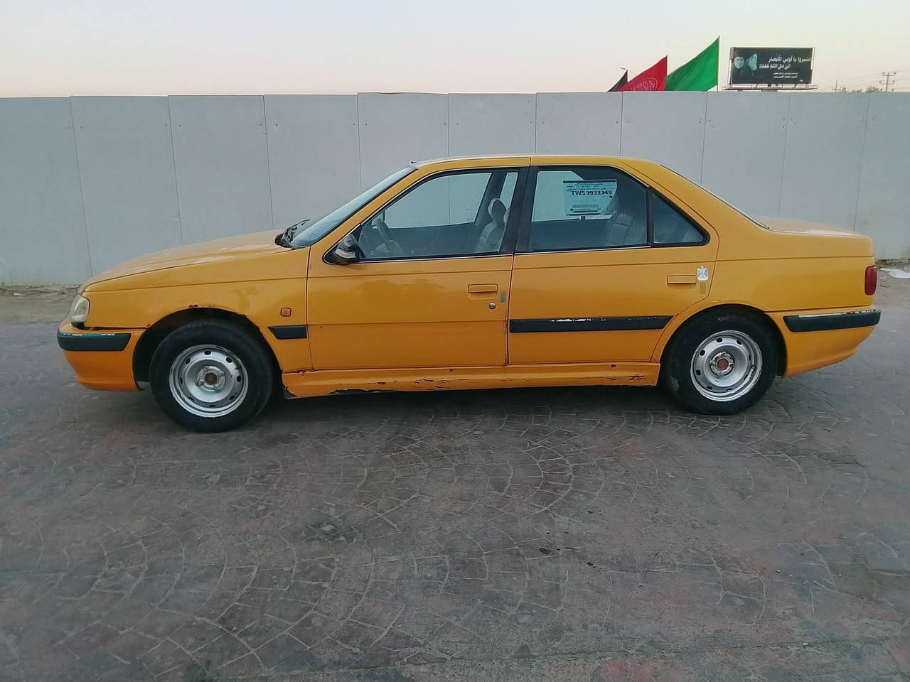السلام عليكم بيجو للبيع 2016
السنويه ساقطه بل 2021 المكينه بيها ضعف 
ولكير بس الواحد يقر والباقي مابيهن شي 
الكشر كلش حلو احله من الصوره السعر 20 وبيها مجال حلو المكان ناصريه مركز 
***********
