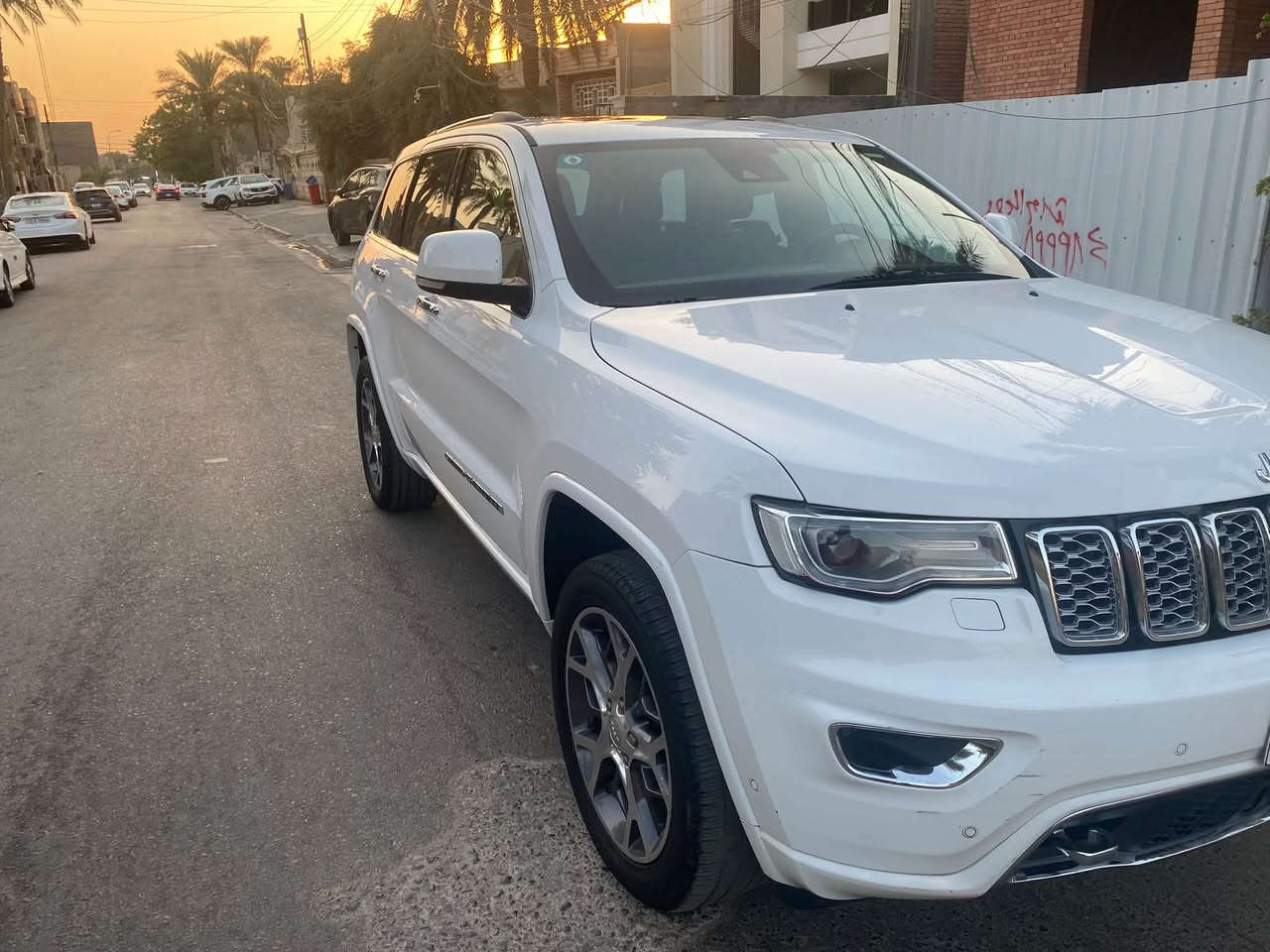 السلام عليكم 
اوفر لاند خليجي 
فول مواصفات 
موديل ٢٠٢١
رقم بغداد 
ماشية ٦٥ الف كيلو 

بيها شخوط باب الصدر والباب الخلفي مكحل 

نواقص السيار. محتاجه صدر 
***********
