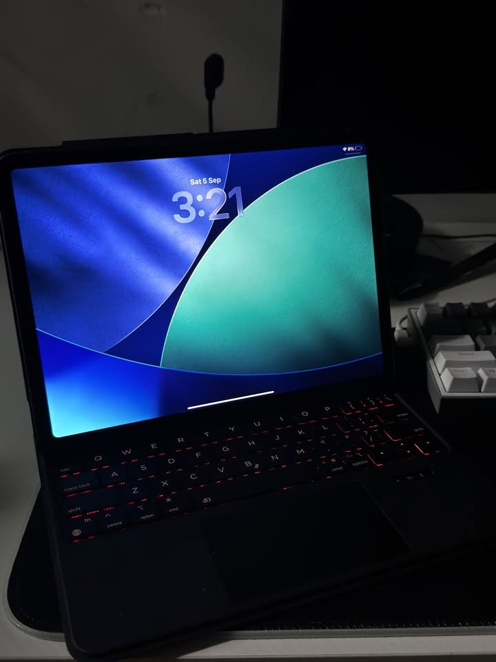 السلام عليكم
ايباد 11pro M1
حجم الشاشة 11 أنج  
نظافة 100% 
الجهاز ذاكرة 128 ممفتوح ابد
ملحقات الجهاز: كيبورد وماوس داخل الكيبورد
سعر الجهاز:680 
المكان: العامرية او حي الاطباء 
للتواصل والاستفسار :***********
ما ارد عل فيس او ماسنجر فقط واتساب واتصال
