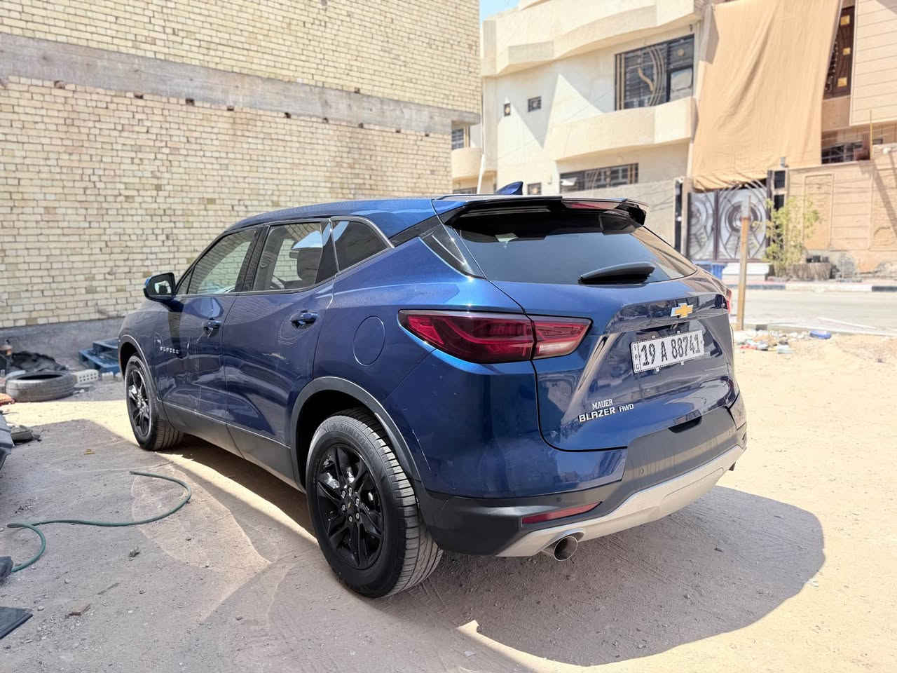 بلايزر ٢٠٢٣ وارد امريكي 
بيه صبغ ٦ قطع من امريكا بدون دواخل 
مواصفات Lt 
رقم كربلاء بأسمي مداور مباشر 
جاهزه من كل شي اي نقص ما بيه 
سعر ١٤٣ معا مجال 
للاستفسار *********** كربلاء, العراق
