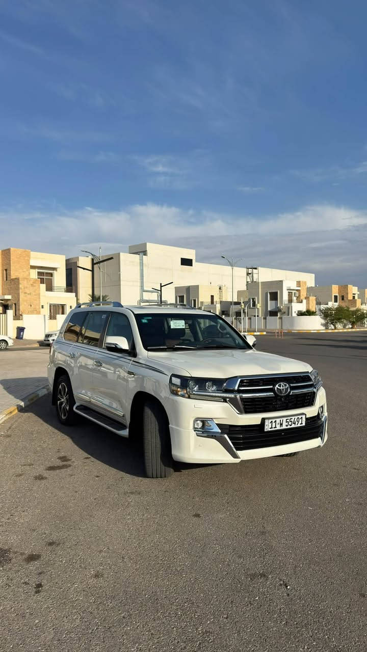 لاندكروز VXR • 8 سلندر 4600 • مشي 150الف