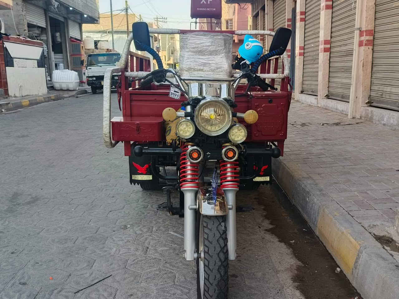 طرطوره للبيع العنوان الرمادي شارع 17 السعر مليونين وسبعميه وخمسين قفل***********
