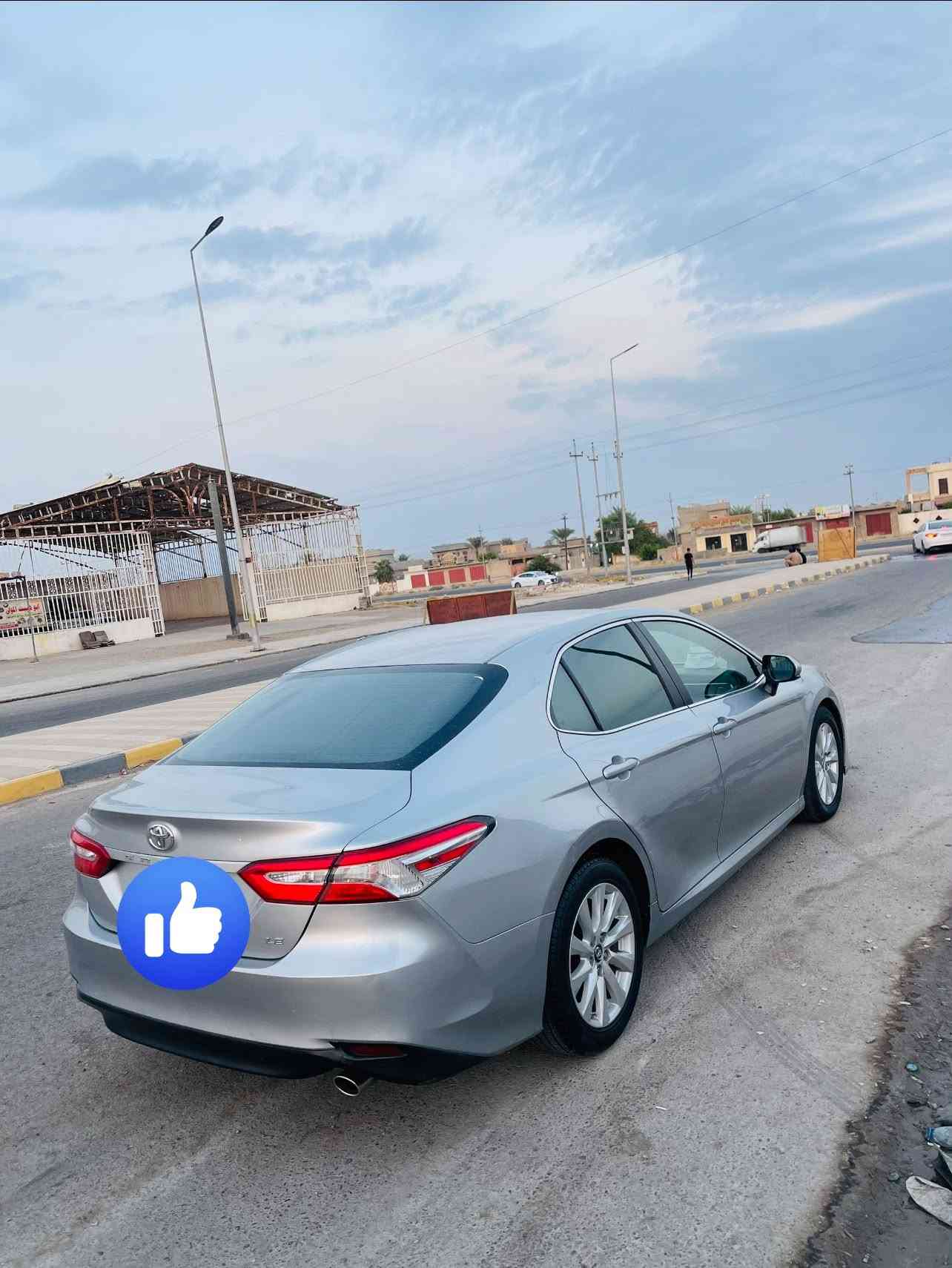 كامري LE • بدون ضرر • ماشيه ١٣٠٠٠٠ميل