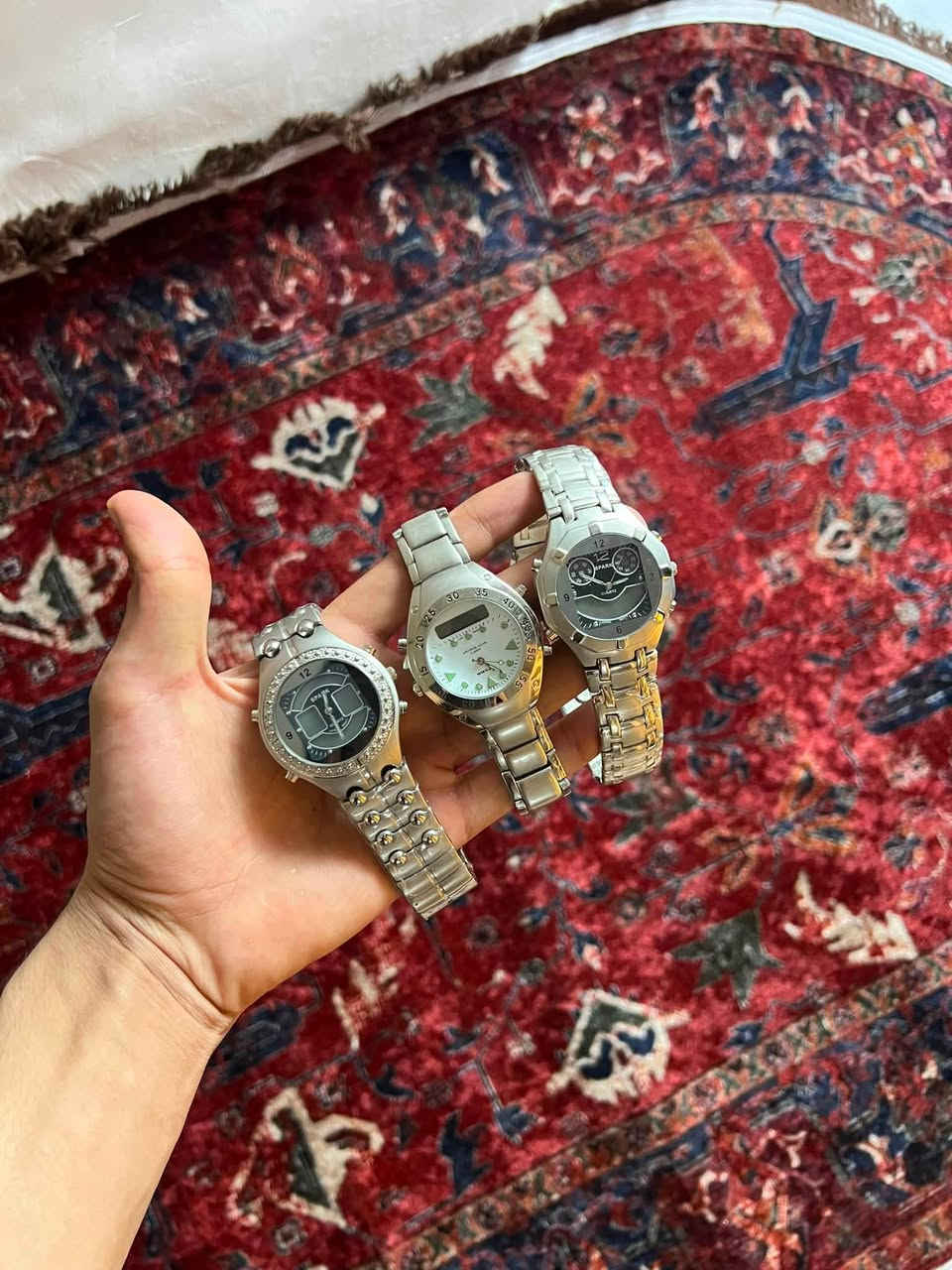 القطع باله ما مستخدم قطع ناذرا الاسعار فقط 20 زاد 25 زاد 30 رقمي ***********
