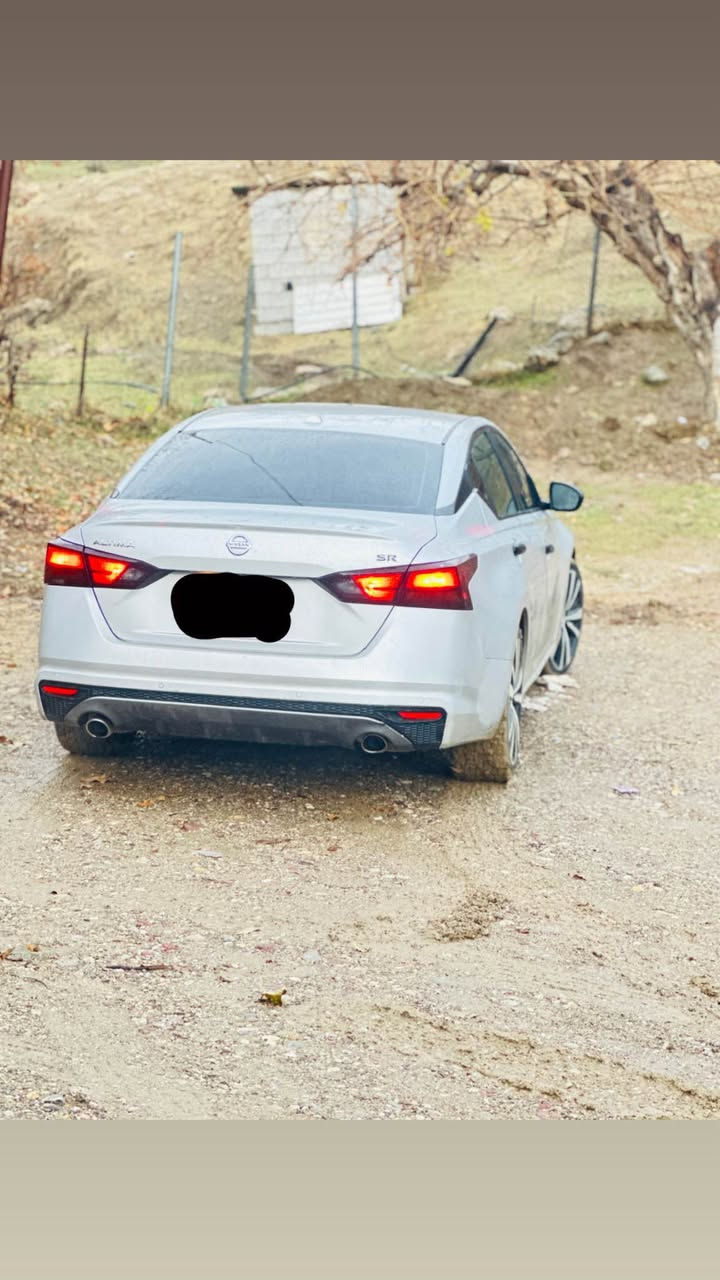 ⸻

🔥 Nissan Altima SR 2021
🤍 ڕەنگ: زیوی
📍 هەولێر

✅ ماتۆر 2.5
✅ SR Sport
✅ 95,000 کیلۆمەتر
✅ گێربۆکس و ماتۆر 100%
✅تةبريد بةشةرت زۆر سارد
✅ ناوەوە زۆر پاک
✅.هةزة و سةنةوي هةموو شتيكي نوية 
رادار خةتي جادة  سةياركة زؤر جوانة هةموو شتيكم داناوة شيون هةولير 
💰 داوا: 113وەرقە قوفل قوفل بؤ  مةعاملة پيوندي مةكة

📞 بۆ زانیاری زیاتر پەیوەندی بکەن.*********** أربيل, العراق
