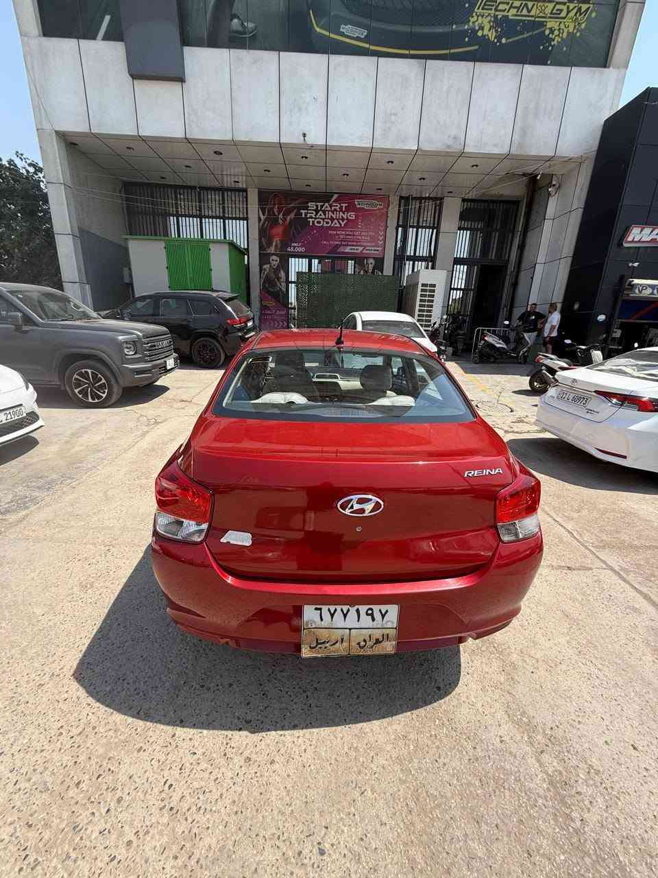 للبيع هونداي رينا ٢٠٢٠ ماشيه ٥٠ بدون حاظث مكفوله 
مكينه ١.٥ 
استخدام بسيط 
بدون نقص 
باسم شركه،
مكان سياره بفداد السعر دفتر و٥٠٠ دولار ١٠.٥٠٠ $
***********
