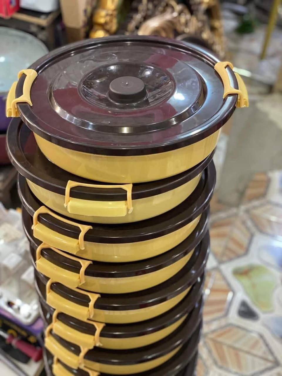 بضاعه جديده والاسعار بلااااااش 😱😱

نص مكتوب في الصور:
- الف