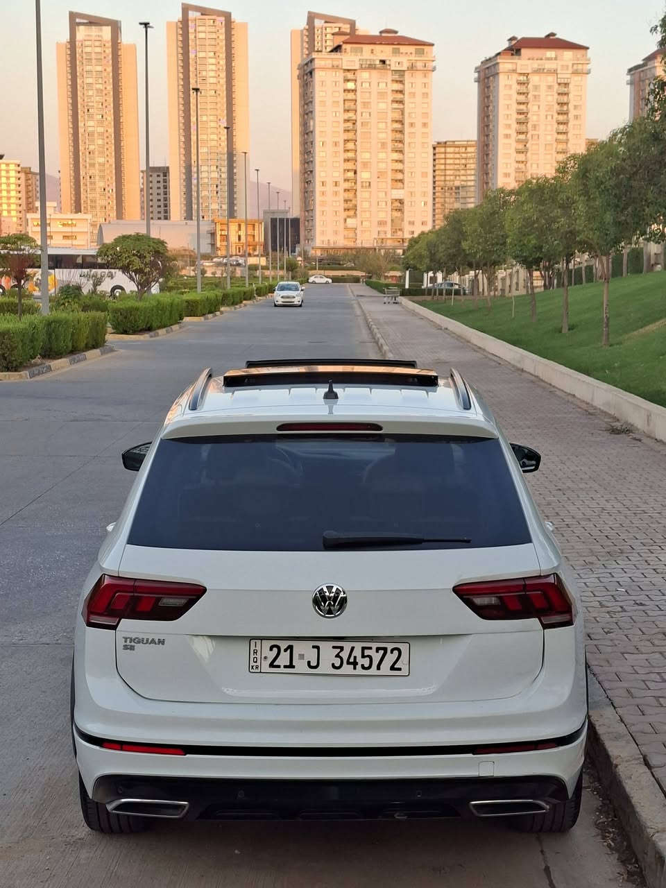 بسم الله الرحمن الرحيم
VOLKSWAGEN TIGUAN SE R Line BLAKE 2021

 
فولكسفاغن تيكوان R Line BLAKE 2021  السياره 7 راكب لون ابيض داخل ابيض ماشية 43 الف  فول مواصفات بانوراما شاشة جبيرة كامرا بصمة أبواب بصمة بريك بصمة رادار امامي رادار جانبي  حساس خلفي امامي كوشنات كاربا كوشنات جلد تدفئة تبريد قطعتين ويل كب تخم تايرات جديد السياره حيل نضيف جاهزه مابيها اي نقص بشرط كير محرك ايرباك كله بشرط السيارة بدون صبغ حتى دعاميات بلادي رقم شاصي موجود بالمنشور مكاني سليمانية السيارة بسمي للاستفسار *********** سعر 183
