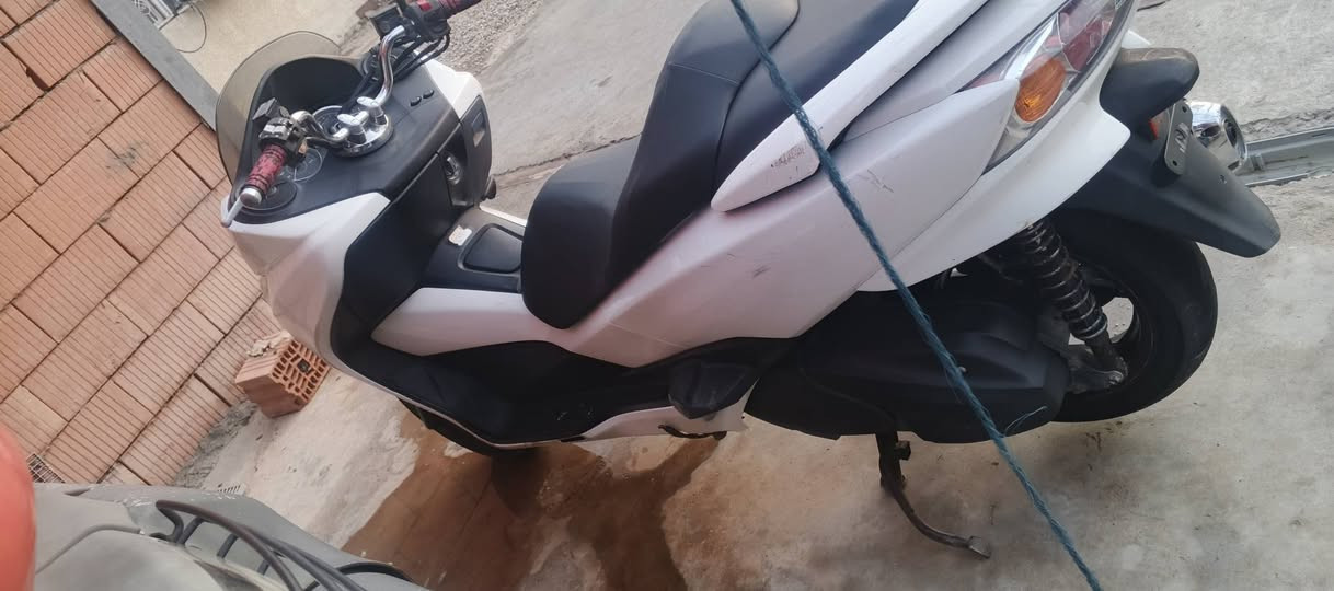 للبيع صفر 10 كفاله عامه دراجه ماشيه 32
دراجه S7 

دراجه مدفوع گمركه يعني تترقم 

للاستفسار اكثر 

***********

مكان ميسان
