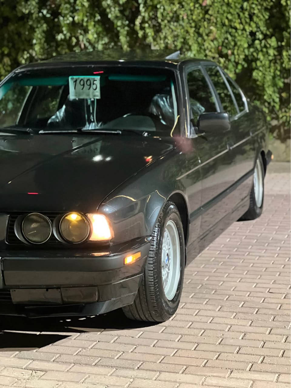 بي ام ٥٢٥ • ١٩٩٣ • جير عادي