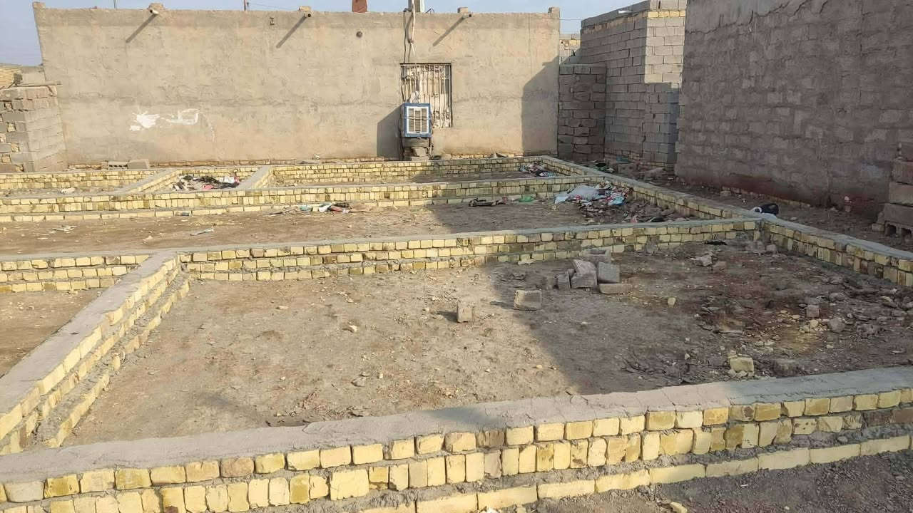 اقطعه اللبيع  280م ماء او كهرباء او سحب  موجوده  مدرسه بتدائيه  تبعد عنهاا 100م قطعه زرعي  بتلو كامل  موقعهاا النصار قرب  مدرسه الجواد  ***********
