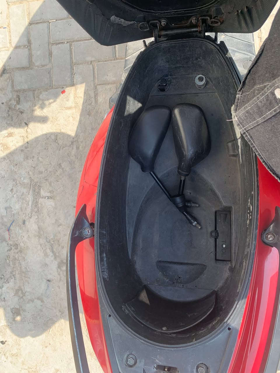 جيتي ار كفاله مكينه وكفر بلادي بس بي شويه طخات كفر موضحات بل صور درجه ماشيه 34 دشبول 3 الوان درجه بل جيس ع وضع الرنبه مكاني بلديات شارع المرور سعر مليون او 100 بيه مجال بسيط شراي يتصل 
***********
