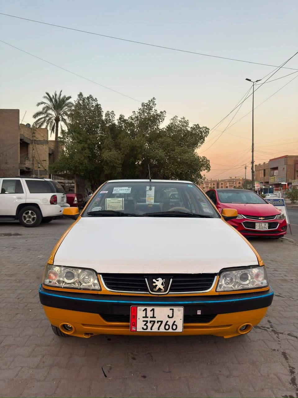 بيجو لميس موديل 2015  سياره جاهزه. مكفوله من الظربه فقط تبديل جاملغ اليمن باقي السياره. خير من الله مكينه كير تبريد مكفولات. رقم نكليزي. مصفره هيه وغرامات. تحويل مباشر. بغداد   السعر.  ٣٦ وبيه مجال   *********** مكاني. بغداد الشعب
