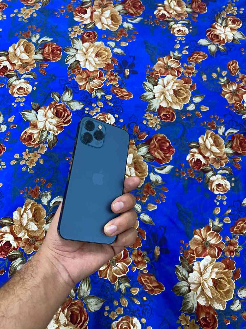 📱 للبيع – iPhone 12 Pro Max (256GB)
✅ جهاز نظيف وحلو وسلس. ✅ ذاكرة 256GB. ✅ مبدل شاشة وبطارية نوعيات ممتازة ومرتبة. ✅ الجهاز جاهز للاستخدام وما يحتاج أي مصروف.
💰 السعر:٣٠٠ ألف فقط
📍 العنوان: بغداد – البياع
🚚 يوجد توصيل داخل بغداد
📲 واتساب :***********
