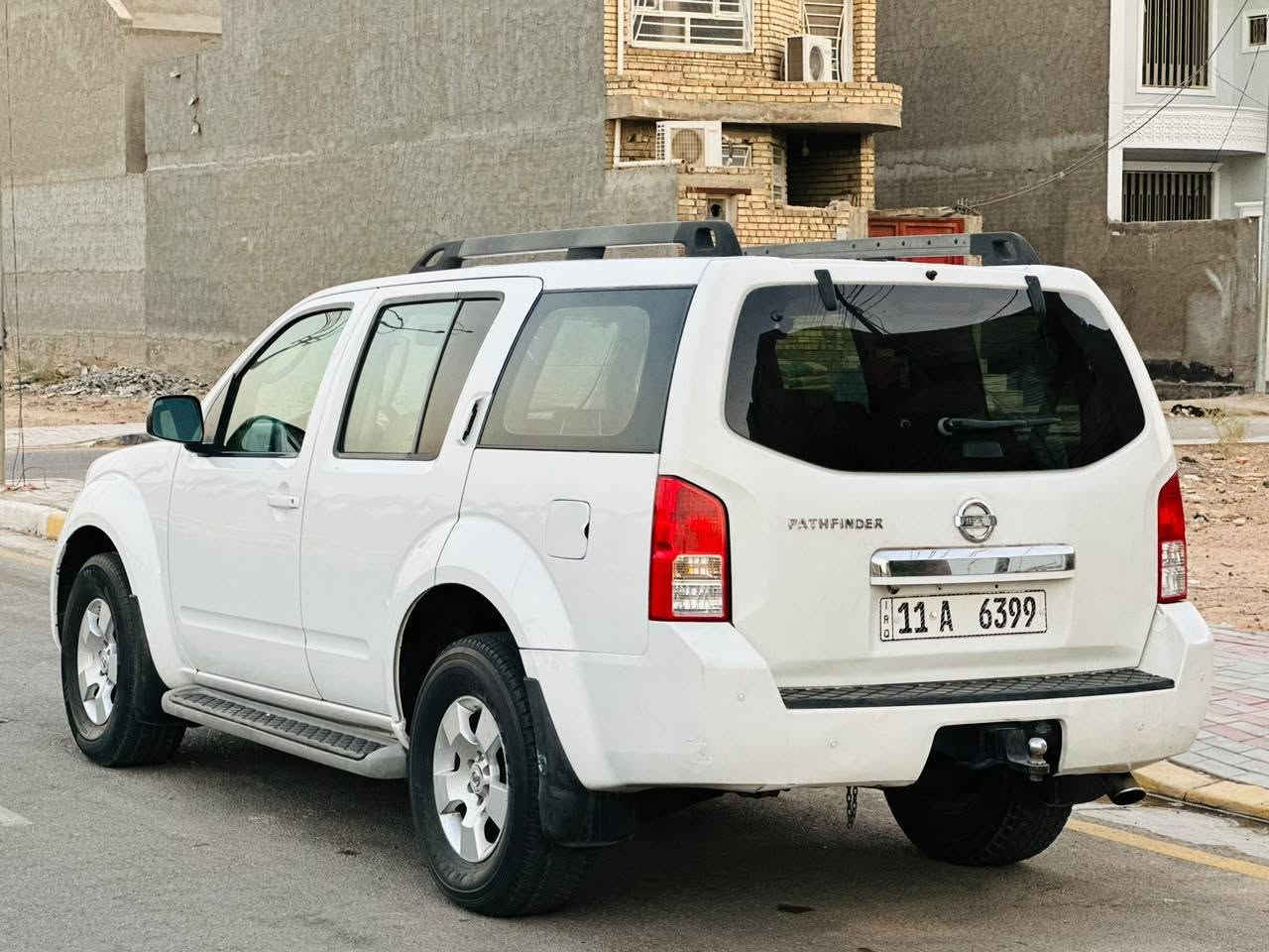 للبيع نيسان بافندر موديل 2008 رقم بغداد انكليزي ٤ارقام وارد خليجي مكفوله ضربه وتبديل بيها صبغ قبق جنطه فقط والباقي مكفول مواصفات شاشه كامره دواره حساس تحكم ستيرن داخل بيجي مكينه V6 وكير وحداديه وتبريد مكفولات تبريد قطعتين 7 راكب السعر88 عنوان كربلاء الاستفسار الاتصال ع رقم ***********
