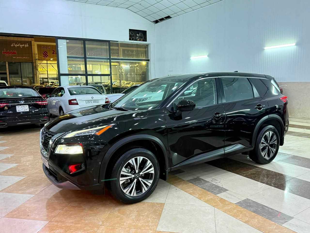 نيسان روگ موديل 2023مواسةفاتl sv4x4 ماشى ٥٠ ميل  سيارة بدون صغ بدون دواخل مكان صغيرة بارد سيارة جديد رقم سنوية كلجديد بسمى مكان اربيل 
***********
