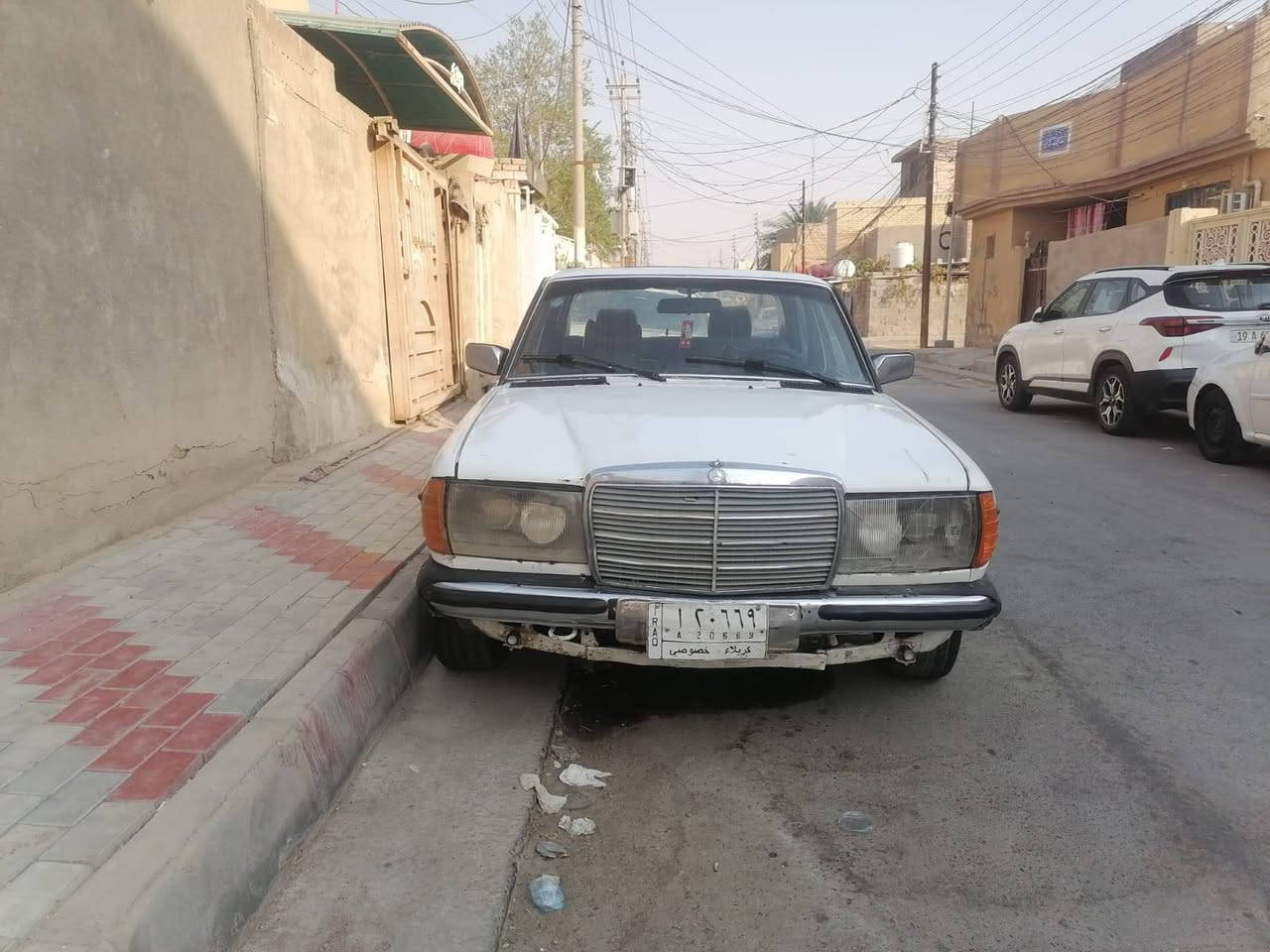 مارسيدس مديل 1985رقم كربلاء الماني  كير ومحرك بطه تبريد شغال سعرها 23وبيها مجال مكانها كربلاء حي النصر ***********
