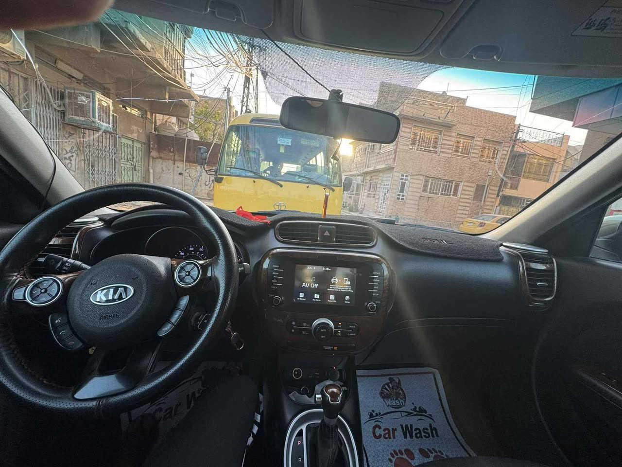 كيا صول ٢٠١٨
رقم مثنى بأسمي 
سياره حادثهه جاملغ خلفي 
وحادث بلعراق تبديل بنيد
ماشية٨٥٠٠٠
 مكينة ٢٠٠٠
سياره كير مكينه كهربائيات تبريد كلشششي مناقصهه 
سعر السياره١٠٥ 
مكاني بغداد 
رقم الهاتف   ***********
