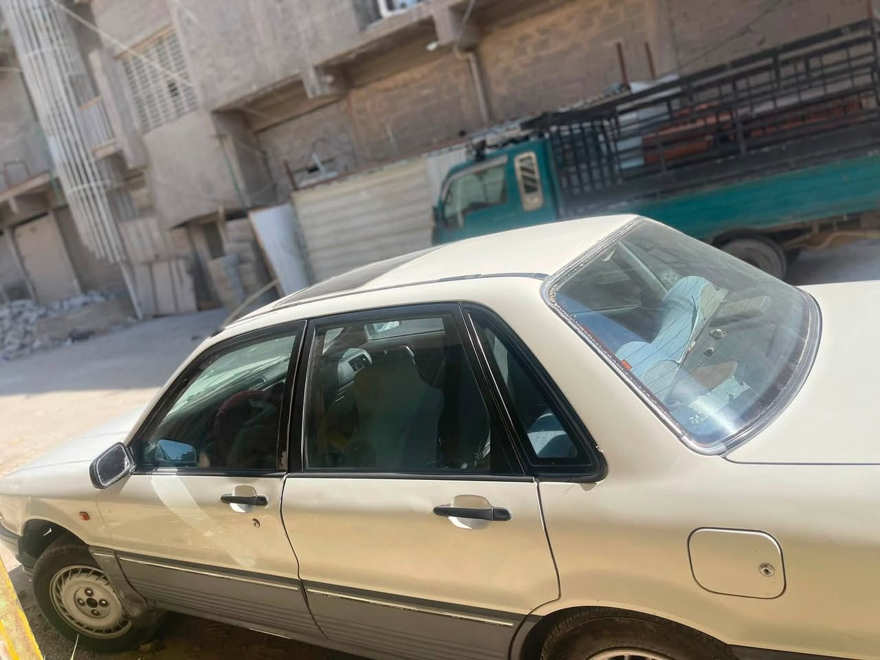 السلام عليكم ورحمة الله وبركاته مسيوبوشي كلنت للبيع مديل 1993 سيارة خير من الله لا حادث ولاصبغ ابلاد كشر نضيف بدون خياس تخم تاير جديد محرك مال كصه سوناتا تو كابريته الفول مال بانزين يعبرك الاسبوع  كفاله كير محرك شرط تراي وين متريد كهربائيات كلها شغاله تنته شغاله تدفئه فقط مو تبريد صدر جديد فقط عايزها نواقص جدا بسيطة رقمها صلاح الدين خصوصي الشرعي موجود  سنوية ساقطة عليها غرامات مال سنوية 70 الف دينار فقط سعرها 28 وبيها مجال بسيط مكاني صلاح الدين سامراء ***********

