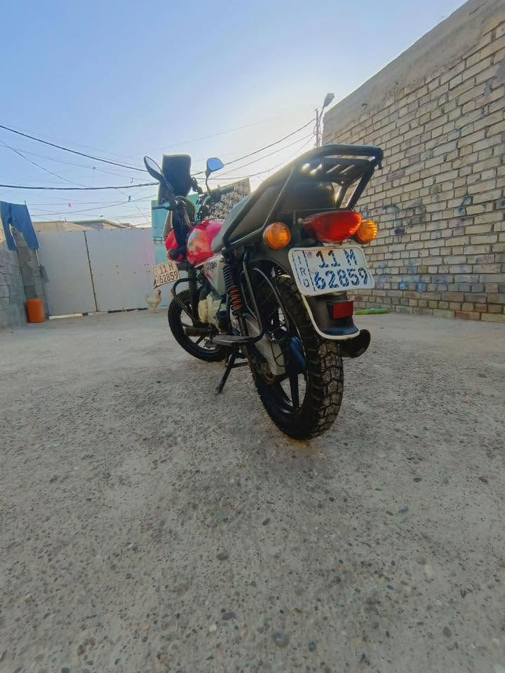 سلام عليكم عندي دراجه بوكسر لبيع الدراجه جبلي موديل ٢١ دراجه مفتوحه بس مره وحده سعر الدراجه مليونين وربع عنواني بغداد-الشعله ***********
