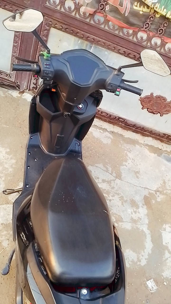 سلام عليكم عندي دراجه شحن سكنس البيع دراجه مكفوله كفاله عامه دراجه خيل من الله دراجه مال جناي وصل مال شركه موجود سعر 700وبيه مجال رقم ***********وبي واتساب
