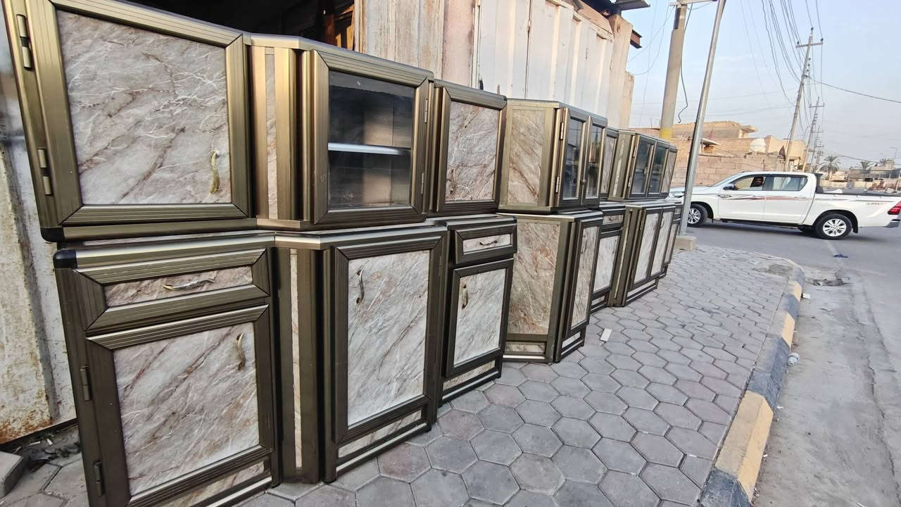 كاونتر مستعمل  للبيع طوله 5امتار و64 سم نضيف كلش
***********

@الجميع
