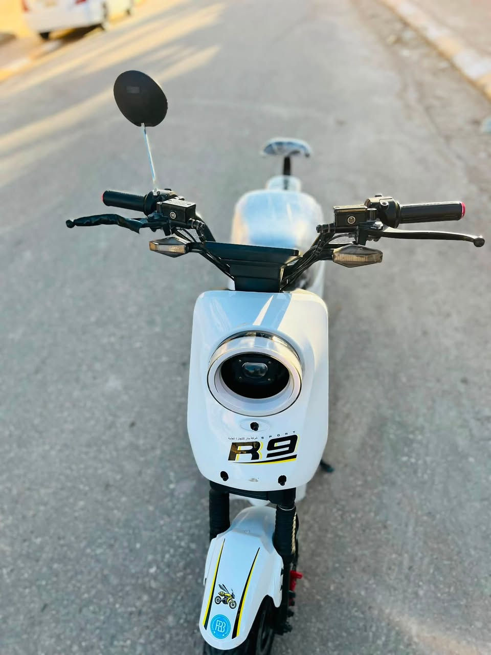 سلام عليكم 
دراجه شحن للبيع R9 
نضيفه فول بعد احلى من الصور 📷

           قفل استيرن 🔐
         نضام بك R ✅
      نضام سرقه 🏴‍☠️
   بريكات دسك 🫆 
 دبل إشاره رباعي ✅
5 بطاريات اكبار4️⃣ أربع سرع 🔋

📍العنوان الديوانيه قضاء الدغارة 
للاستفسار: *********** 

السعر 425 وبيه مجال 💵
