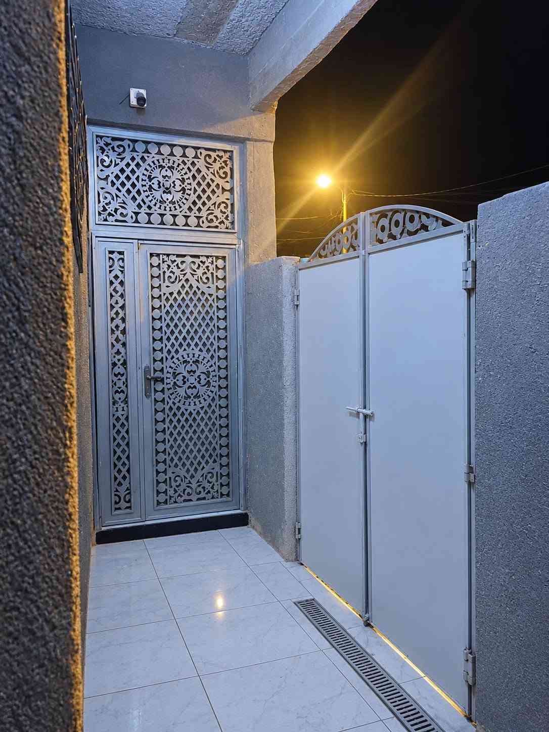 القبله حي القائم • ١٣٥م • دورين غير مكتمل
