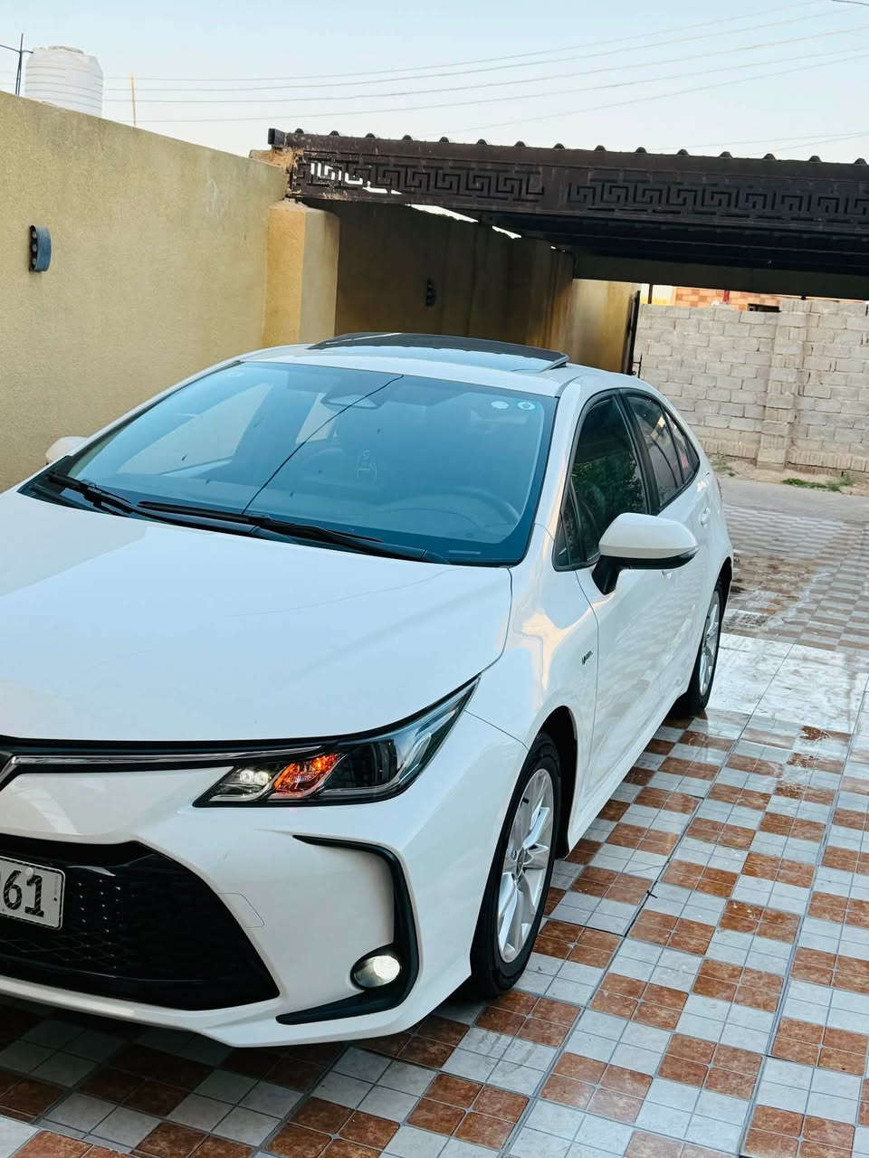 السلام عليكم 
كورلا 2025 هايبرد شكل الخليجي 
مكفوله كفاله عامه عدا ملاحظتين فقط 
رقم بغداد الدولي تحويل مباشر 
فول مواصفات 
بصمه عدد 2 
فتحه سقف 
مثبت سرعه 
تحديد مسار 
اوتو هولد 
هند بريك بصمه 
داخل جلد اسود 
ارضيه مغلفه جلد 
شاشه ديجتال 
بك لايت لد 
ماشيه 24 الف حقيقي 
سياره جديده بعده بحاله الشركه حتى السبير منازل 
السعر 165 بيه مجال بسيط 
اللاستفسار اتصال ع الرقم *********** 
العنوان الفلوجه
