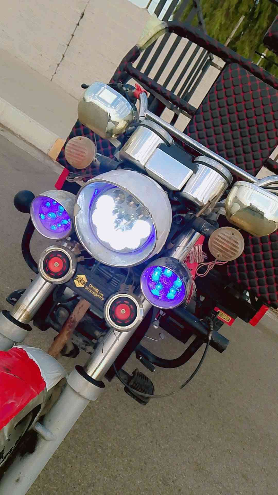 سلام عليكم ستوته للبيع موديل 20 نضيفه اي عيب مابيه ركبه محرك شرط كله شغال سلف نكره كهربائية كامل شغاله سعر 1400 بي مجال قليل شراي اتصل *********** الموشراي لايكسر بسعر تحياتي لجميع
