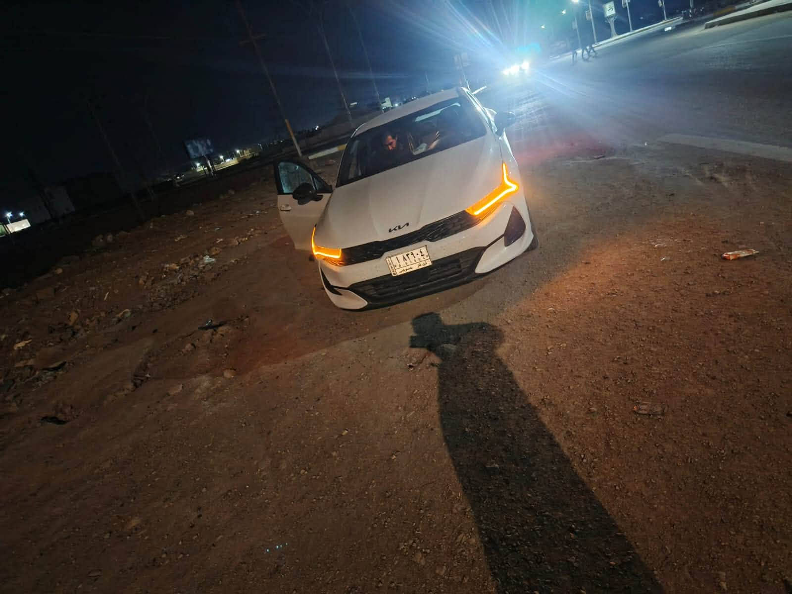 سلام عليكم كي فايف موديل 2021 وارد مريكي
سياره فول مواصفات ماعده الفتحه 
كير مكينه كفاله معوقين سياره سنويه ال 2028 
وكاله بسم المشتري كبل 
مكينه 1600 تيربو 
تبريد وحداديا كله جديد سياره ماناقصه شي 
تجي وشوف بعينك مايحتاج سوالف عليه لان معروفات بلسوك سعر 145 وبيه مجال حك الجيه 
الناصريه مركز رقم الهاتف ***********
