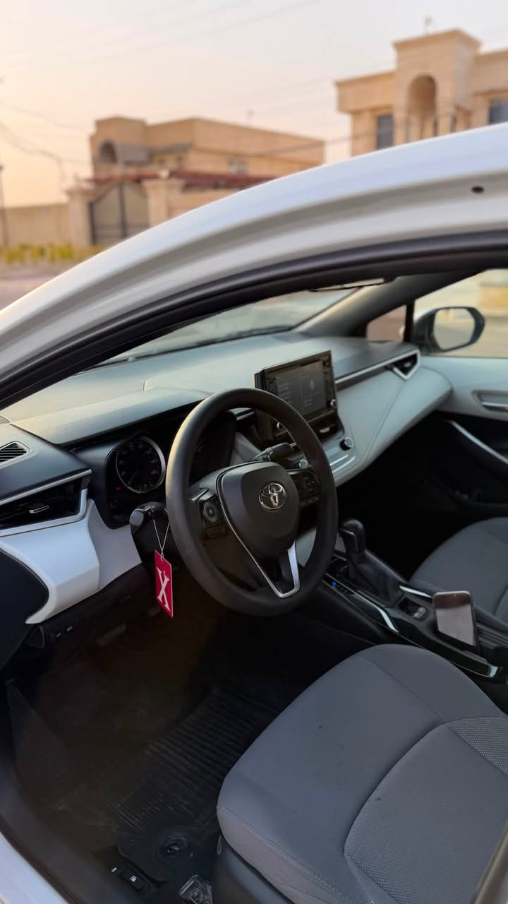 للبيع
TOYOTA COROLLA
وارد امريكي 
موديل 2022
مواصفات SE نص فول
تحكم ستيرين جهتين
مثبت سرعه 
قياده ذاتيه
تحديد مسار
رادار امامي
كشنات مخمل
داخل ابيض واسود
تچوه وسطيه
اوتو هولد
سايد بريك بصمه
نضام الsport
السياره حادثها من امريكا فقط بارد
هنا بلعراق صار بيها صبغ بلجنطه مكان الرقم فقط
سياره مكفوله لغد شاصي ايرباك
ماشيه 119 mil
سعر السياره 131
سياره رقم اربيل 
للاتصال واتساب ***********

