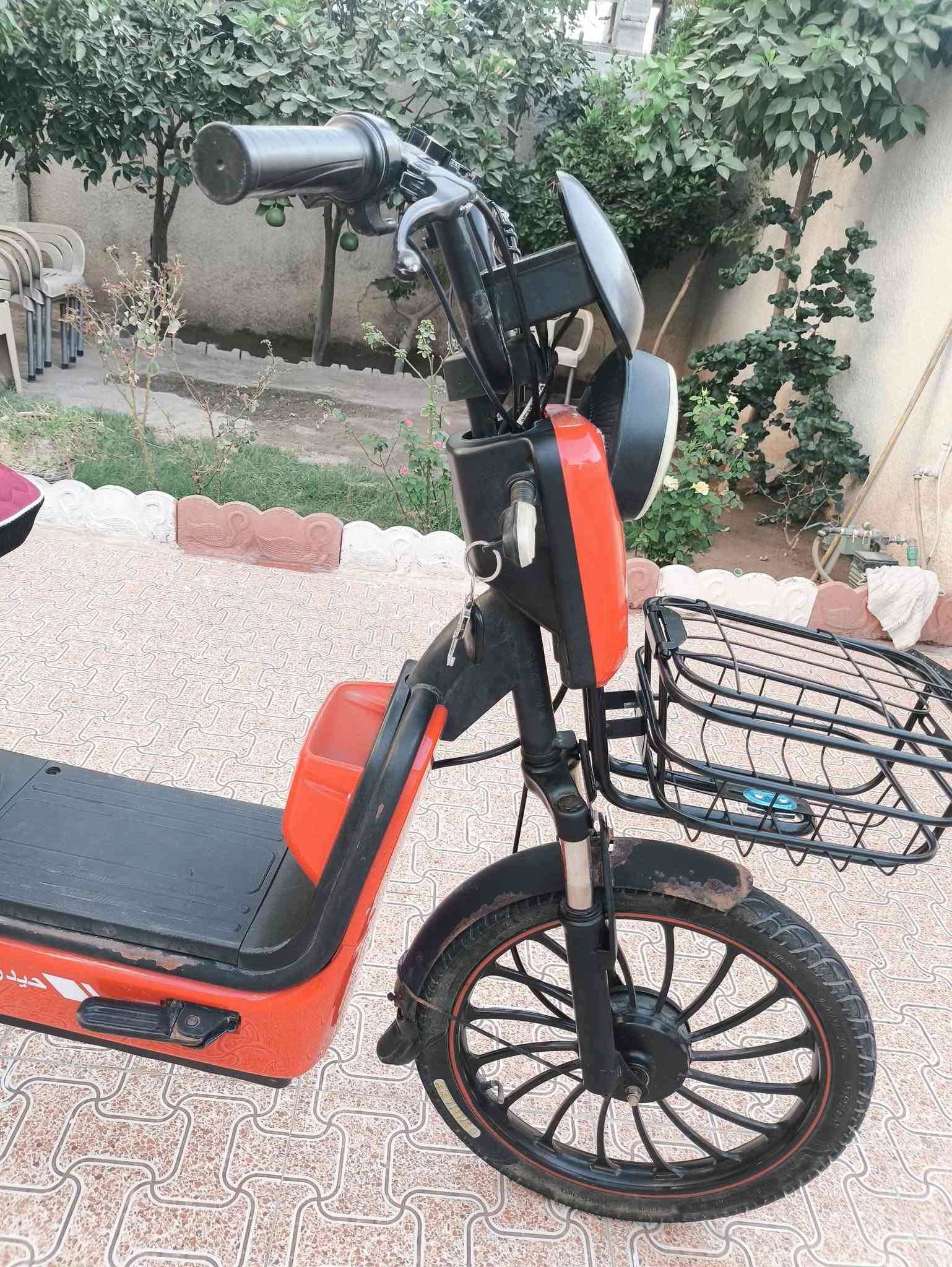 يا الله السلام عليكم دراجة شحن موديل 25 بطاريات 5 خير من الله كهربائيات شغالة لايت اشاير بك لايت شاشة بلاتوث ماسكة تلفون تايرات نضاف جوزة سويج وبصمة نقص فقط هورن السعر 240 وبيهة مجال عنواني بعقوبة التحرير ***********
