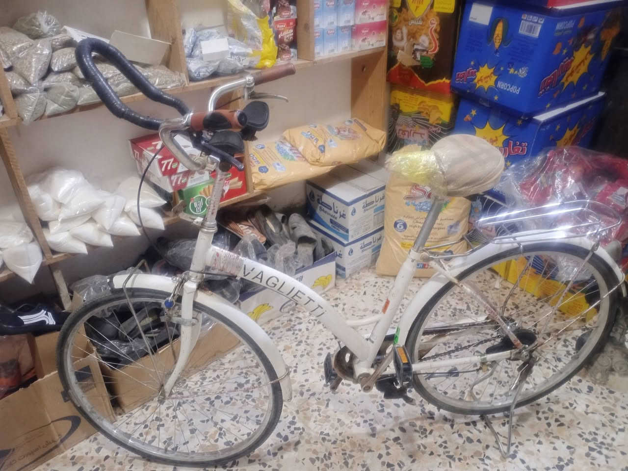 للبيع ب 80 وبي مجال المكان طريق حله نجف ***********
