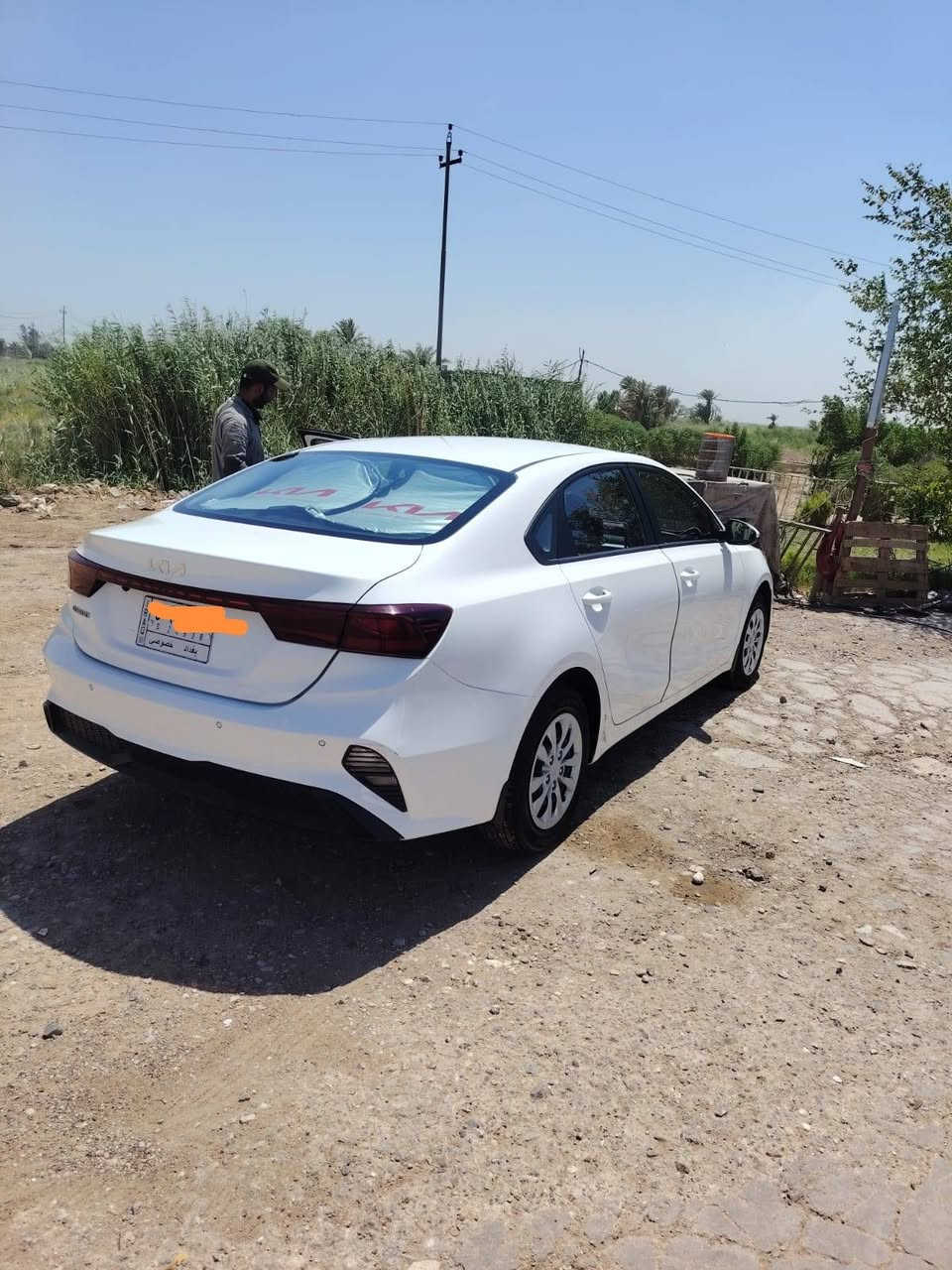 السلام عليكم
سيراتو 23 رقم بغداد مكفوله كفاله عامه
محرك 2000 سيارة جديده مابيهه اي نقص
تحويل مباشر مواصفات نص فول العنوان
واسط الزبيديه  السعر 163 بيهه مجال
ت ***********
***********
