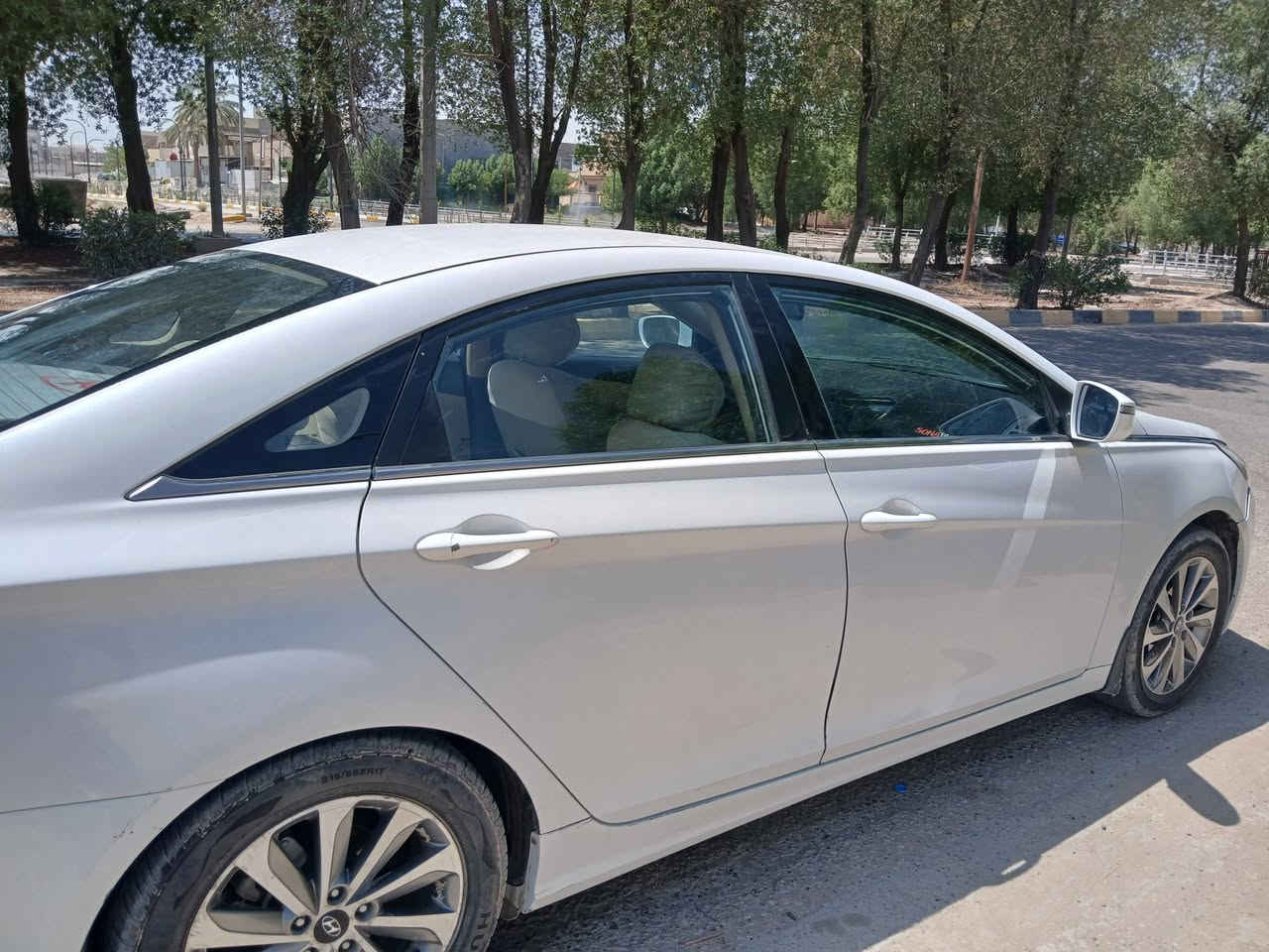سوناته ٢٠١٥ خليجي رقم بغداد انكليزي سنوية جديديه ٢٠٣١ بسمي سياره جهازه من كلشي تبريد حداديه مكينه بيها سونار مرفق بلمنشور ب ١٤٠ وبيها مجال مكاني بابل حله اتصال ع رقم ***********
