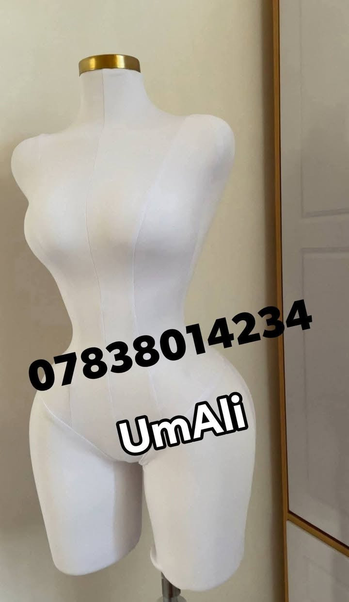 السلام عليكم ملكان نحت لانجري اسفنج للبيع يجنن بالعرض والقاعده حديد مربع ثقيل
*********** واتساب
