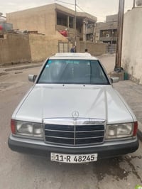 مرسيدس 190 • ١٩٩٢ • وارد ياباني