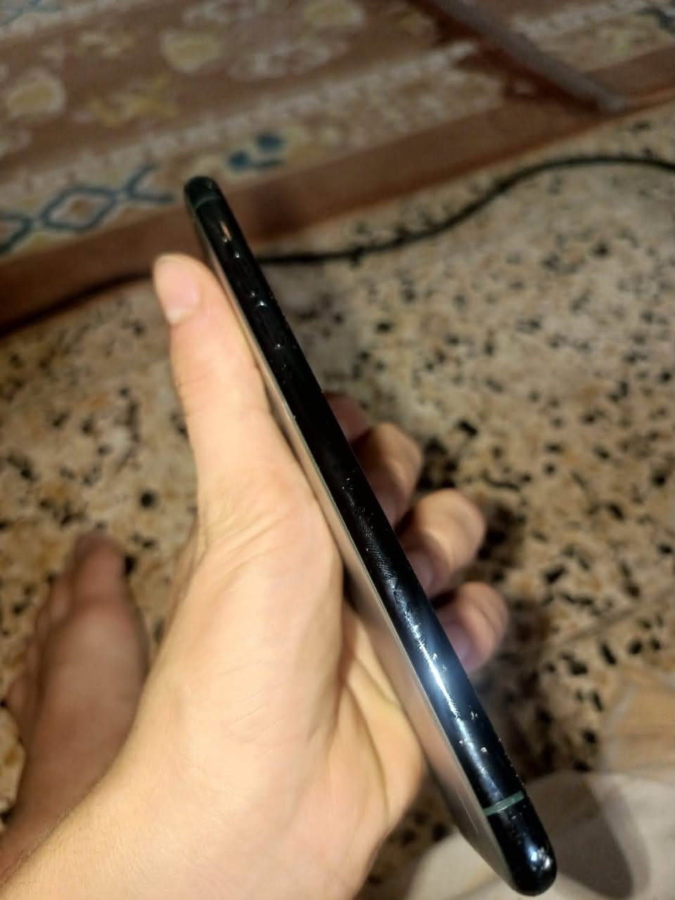ايفون ١١ برو ماكس ذاكرة 64 بطارية 82 بلادية ما مبدلة مستبدل شاشة اصلية مال تفصيخ مو تجاري ول ضهر بي فطر فيس ايدي يحتاج برمجة فقط جهاز لا صرف شحن ولا بي اي مشكلة ويا شاحن اصلي شاحن ول كيبل بي ضمان سنة بس شاحن مشتري ب 35 ويا كفر سعر 275 او مراوس مكان كربلاء تواصل ***********

