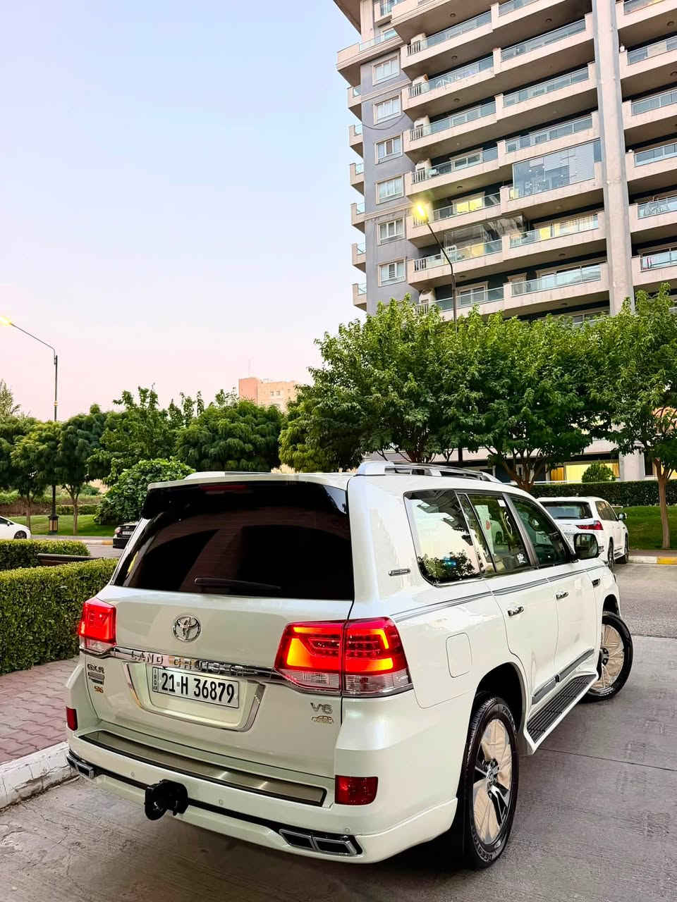 ‎تويتا لاند كروز GXR_ موديل _2021 _  . موصفات.فوول
شركةت ساس اصلي 47,000 km ماشيه📦
‎محرك.(V6) 
‎بسم الله الرحمان الرحيم

‎ملاحظه رجائن سياره (بدون مراوس)🖐🏼

🔶 ***********.        528$

‎تويتا لاند كروز موديل (2021)  
‎🔶سياره مواصفات GXR.
‎🔶سياره (V6) سلندر
‎🔶سياره كفاله عامه دعاميه لي دعاميه 
‎بدون صبغ +بدون شخت + بدون حالوب 
‎بدون رمل  _ بدون حصوه+حتا دعاميات 
 
‎🔶سياره ماشيه (47) الف كيلو فقط حقيقي
‎🔶٤ اطارات و ويل جديد حلو بدوناي نقص 
‎🔶سياره مواصفات (GXR ) ماشاالله حالو 

‎🔶محرك + گير كل بشرت مامفتوح 
‎بدون صوت + بدون دخان 
كل خراز بلادى موجود
‎🔶( . مواصفات) 

‎( صلايت + سلاجه  
‎كوشنات كهرباي ٣ دگم _ حاساس خلفي و امامي_ بصمه + كاميرا بلايت + ٨ ارباگ +  كيج لكزز+ لايتات زينون+ +داغل بيجى+دابل اكسل + سندوق شفط بلادى+ ٣ شاشات بلادى+ شحن موبايل)

‎🔶تحويل بشرت مباشر حول كل جديد

‎🔶مكان سياره سليمانيه 
🔶 ***********
